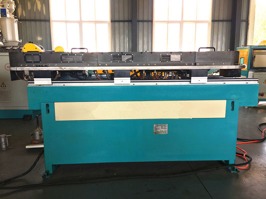 Nhựa PE PP PVC Dây chuyền sản xuất đùn bồn rửa bằng sóng một bức tường