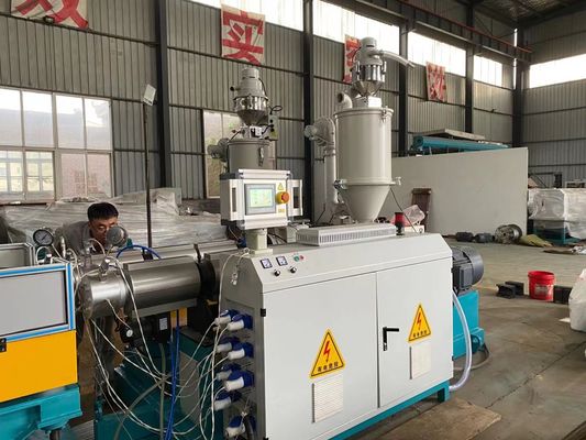 Máy làm dây chuyền đùn ống sóng đôi 32-110mm