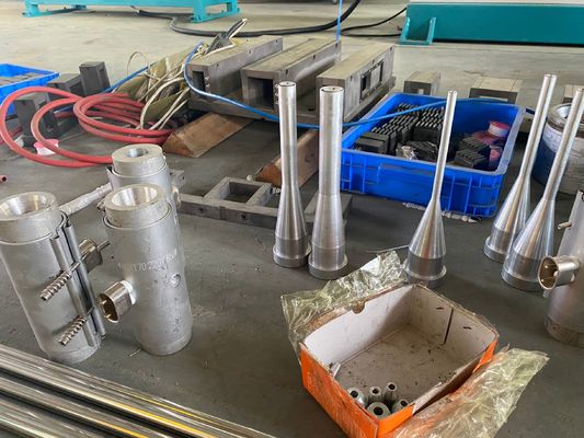 120kg / h Máy làm ống PVC Máy đùn trục vít đôi hình nón