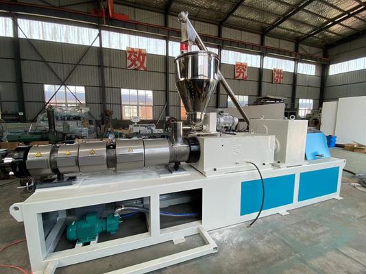 Máy đùn trục vít đôi bằng nhựa tự động Máy làm ống PVC UPVC CPVC