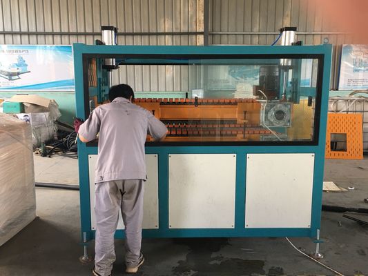 Dây chuyền sản xuất ống hdpe 100kg / H Động cơ Siemens Trục vít đôi hình nón
