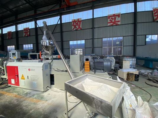 UPVC CPVC PVC Cấp thoát nước Ống dẫn điện Dây chuyền đùn ống khí