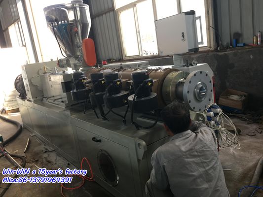 Dây chuyền đùn ống PE Máy làm ống PE HDPE PPR Máy đùn nhựa