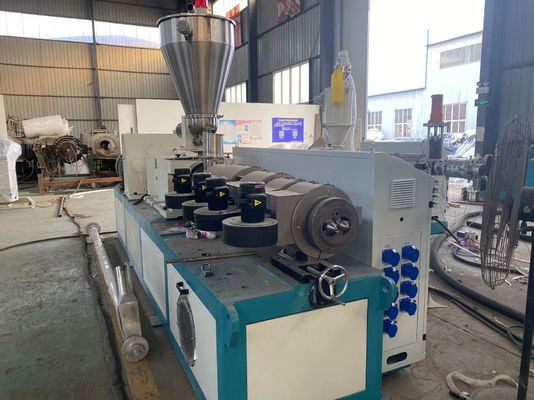 Dây chuyền ép đùn ống PVC trục vít đôi hình nón cho hệ thống thoát nước cấp nước