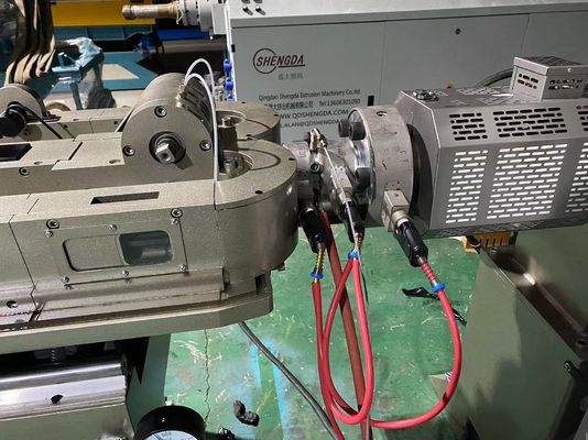Dây chuyền ép đùn ống nhựa đơn tường có khớp nối Thêm máy cắt ống định vị trực quan