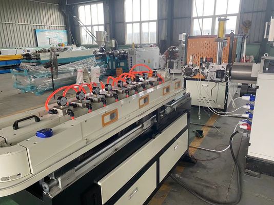 Chất lượng cao HDPE tạo hình chân không ren dây chuyền ép đùn ống sóng đơn tường