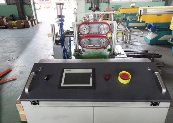700 Kg / H 630mm Đường ống ép đùn