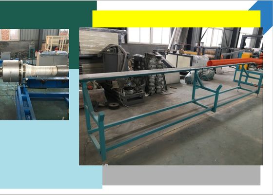 Dây chuyền đùn ống PVC 40kg / H Dây chuyền sản xuất ống nhựa