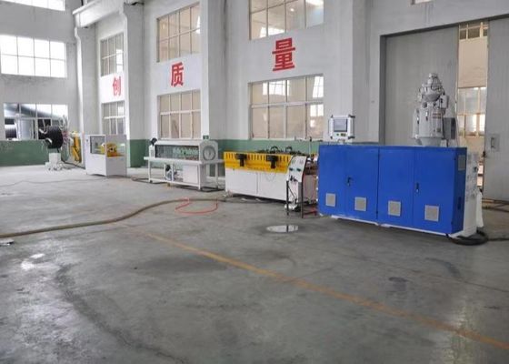 Máy ép ống trục vít đơn tường 75mm Dây chuyền đùn 33L / D