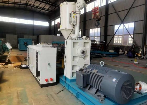 Máy đùn ống nhựa có dây dẫn sóng 40r / phút