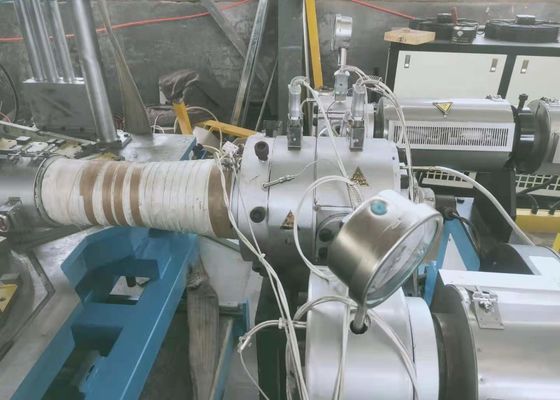 Máy làm ống nhựa động cơ ABB cho dây chuyền đùn ống HDPE