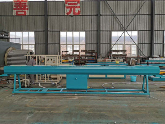 Máy đùn ống PVC động cơ 37KW Dây chuyền sản xuất Máy đùn trục vít đôi